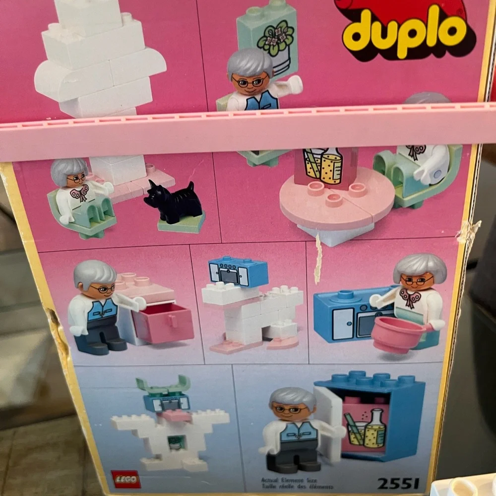 Lego duplo Grandma's Kitchen Set - Pink and White 2551